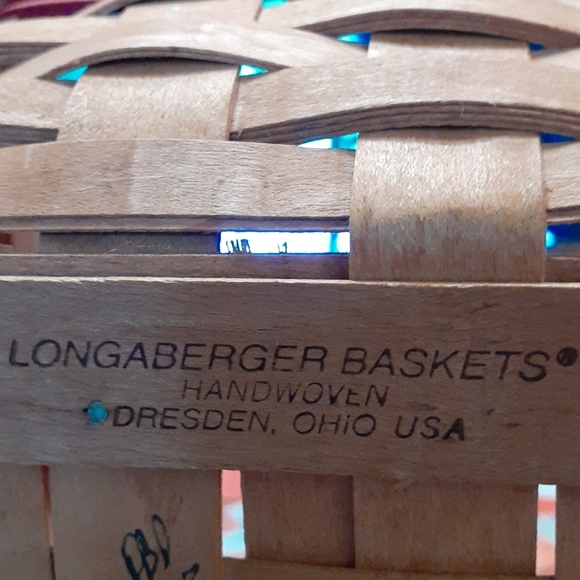 Preowned Longaberger 1995 Cranberry Basket - Picture 3 of 3